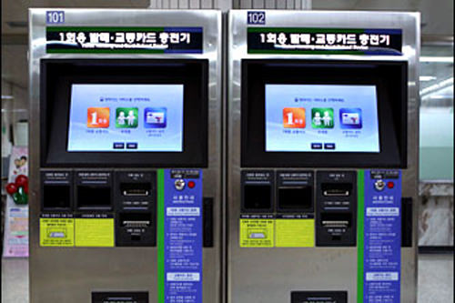 1回用交通カード販売・
交通カードチャージ機 1回用交通カード販売・
交通カードチャージ機
