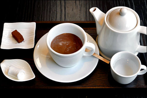 Quán Coffee Chocolate nổi tiếng ở Soeul - Understanding Korean - ,