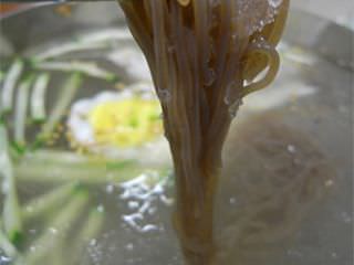 水冷麺(ムルレンミョン) ※季節限定メニュー