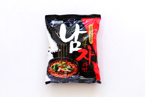 ナムジャラミョン(パルド) 850ウォン
470kcal ナムジャラミョン(パルド) 850ウォン
470kcal