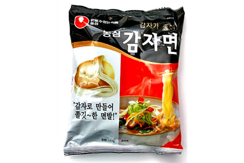 カムジャミョン(農心)
1,000ウォン 495kcal カムジャミョン(農心)
1,000ウォン 495kcal