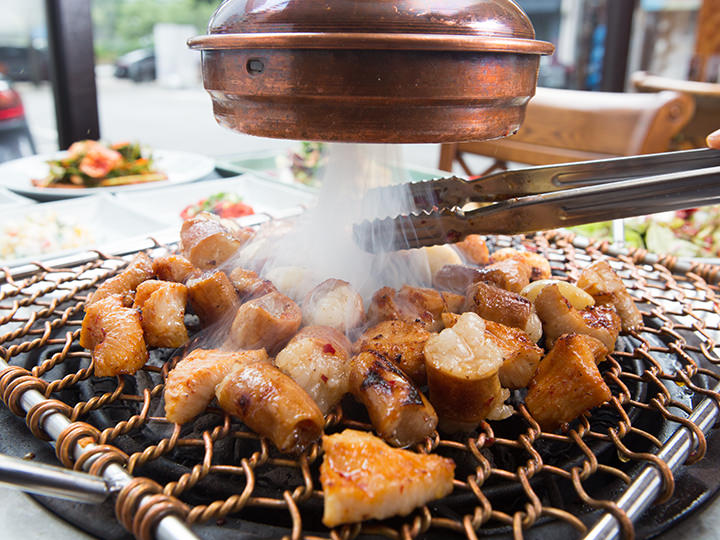 牛ホルモン 韓国料理 グルメガイド 韓国旅行 コネスト