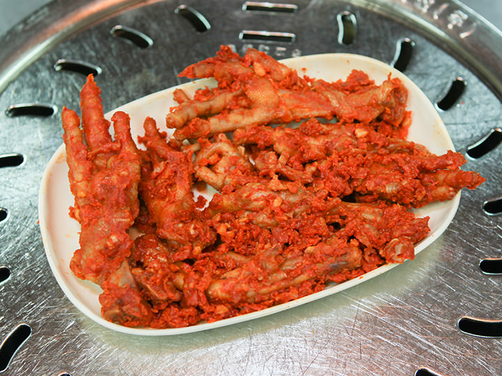 タッパル 鶏足の激辛炒め 韓国料理 グルメガイド 韓国旅行 コネスト