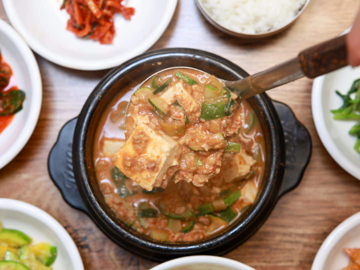 チョングッチャン 清麹醤チゲ 韓国料理 グルメガイド 韓国旅行 コネスト