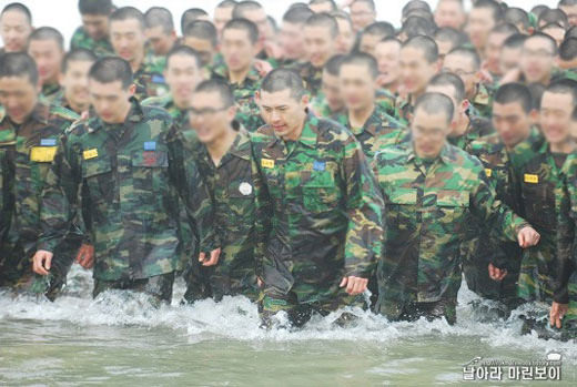 海兵隊 ヒョンビン 特別扱いなく部隊配置へ 韓国の芸能ニュース 韓国旅行 コネスト 海兵隊 ヒョンビン 特別扱いなく部隊配置へ 韓国の芸能ニュース 韓国旅行 コネスト