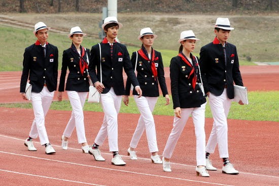 韓国オリンピック選手団公式服装 ベストユニフォーム 選定 韓国のスポーツニュース 韓国旅行 コネスト 韓国オリンピック選手団公式服装 ベストユニフォーム 選定 韓国のスポーツニュース 韓国旅行 コネスト