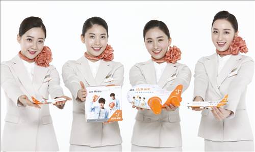 チェジュ航空 イ・ミンホのキャラクター商品を機内販売 | 韓国の