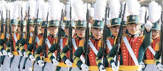 写真】陸軍3士官学校で入学式＝韓国・慶尚北道 | 韓国の社会・文化