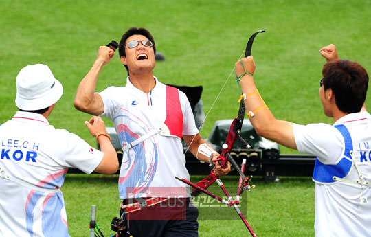 写真 アーチェリー男子も金メダル 韓国のスポーツニュース 韓国旅行 コネスト