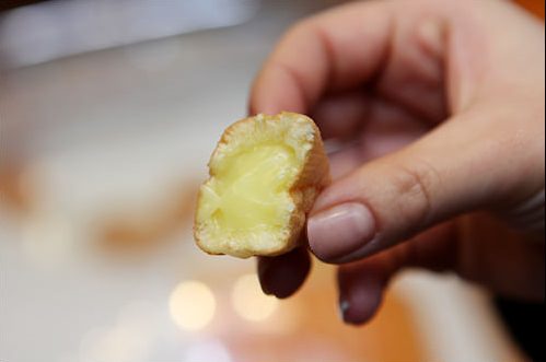 ふわふわのカステラ生地とクリームの相性抜群