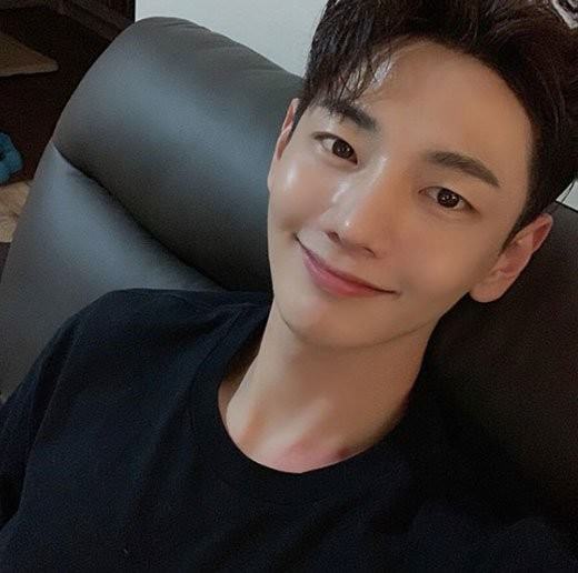 俳優パク ジフンさん 11日胃がんで死去 32歳 韓国の芸能ニュース 韓国旅行 コネスト 俳優パク ジフンさん 11日胃がんで死去 32歳 韓国の芸能ニュース 韓国旅行 コネスト