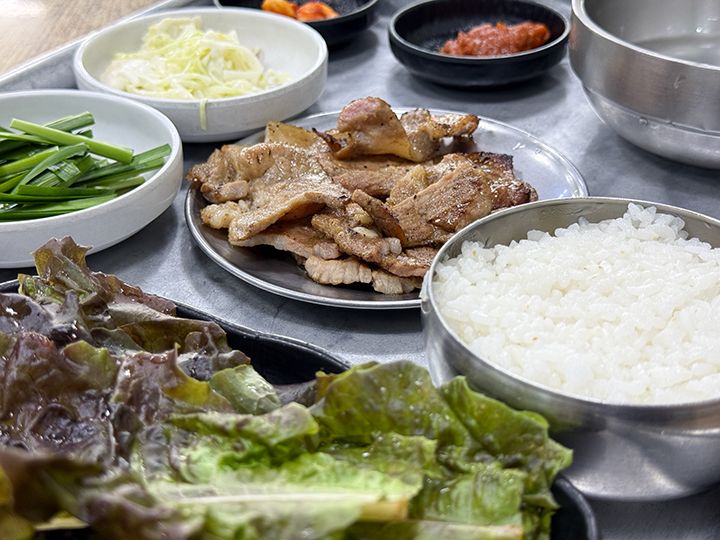 焼肉定食(テジプルベッ) 通常サイズ１人前