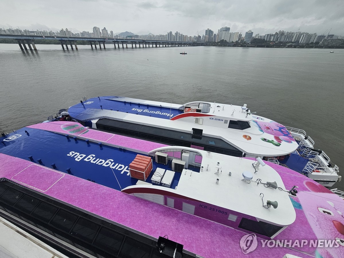 漢江バス」18日運航開始 水上からソウルの名所一望 | 韓国の旅行