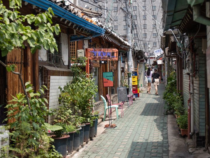 現代と伝統が融合した「益善洞韓屋村」