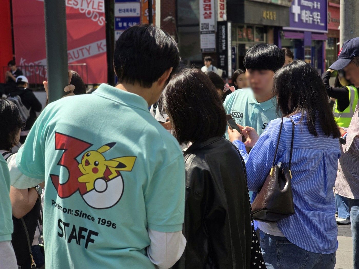 4日午前、聖水オリーブヤング「ポケモン」ポップアップイベント待ち