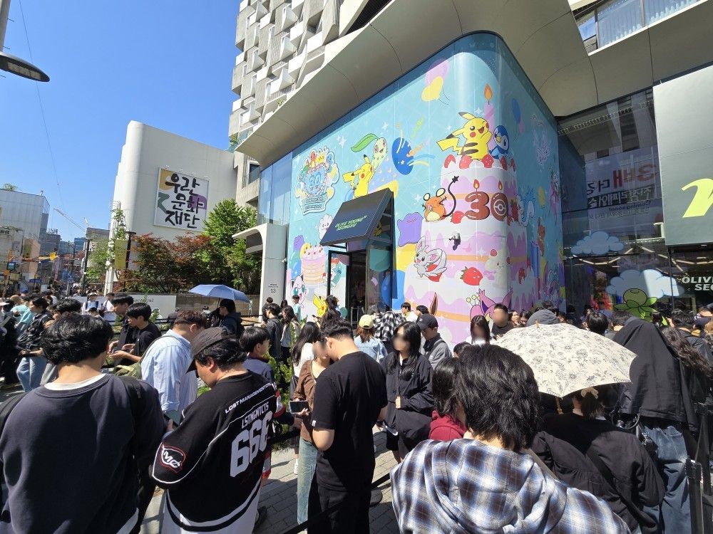 4日午前、聖水オリーブヤング「ポケモン」ポップアップイベント待ち