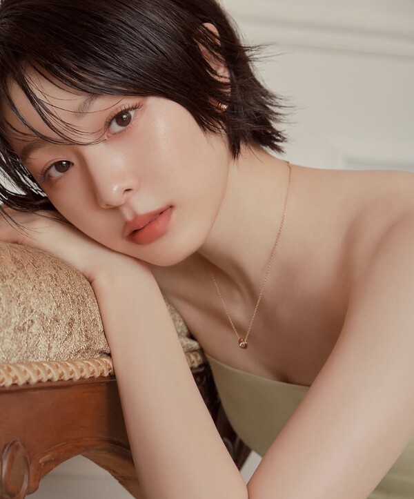 ショートボブに大胆変身したキム・ヨナ…ファンから絶賛相次ぐ | 韓国の