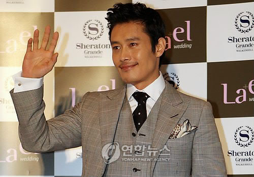 イ・ビョンホン◇ MISSHA（ミシャ）非売品ポスター 声優 アーティスト