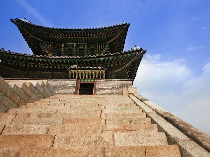 水原華城