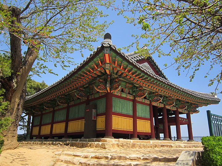 江陵(カンヌン)「鏡浦台(キョンポデ)」