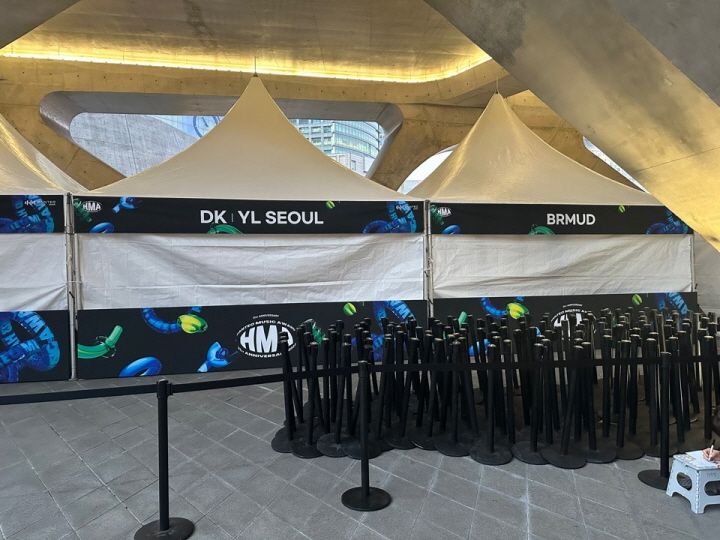 チケット引換場所：外国人専用チケットブースの「DK Tour」ブース