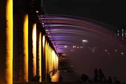 月光レインボー噴水