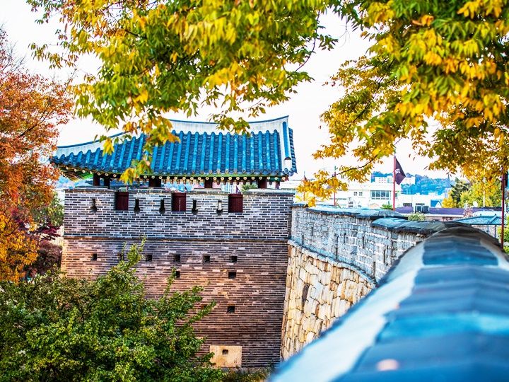 水原華城 城郭
※写真提供：韓国観光公社