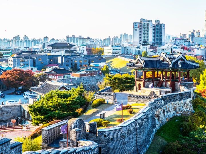 水源華城 城郭
※写真提供：韓国観光公社