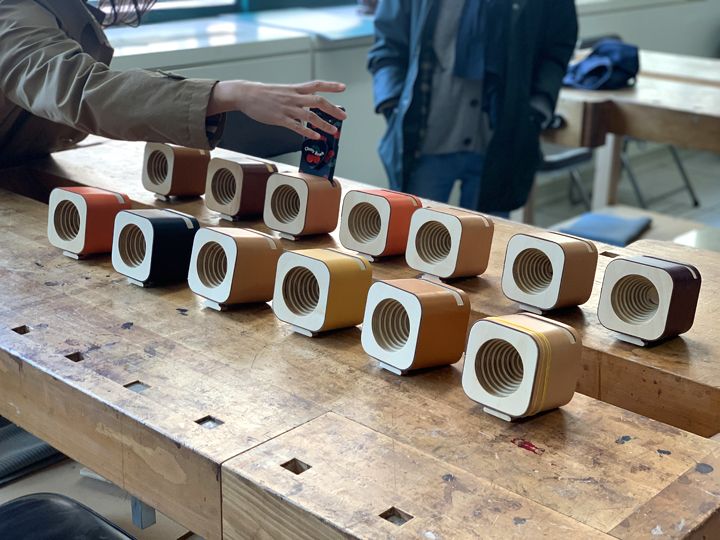 人気芸能人も訪れた木工房で「木製スピーカー」作り体験｜韓国