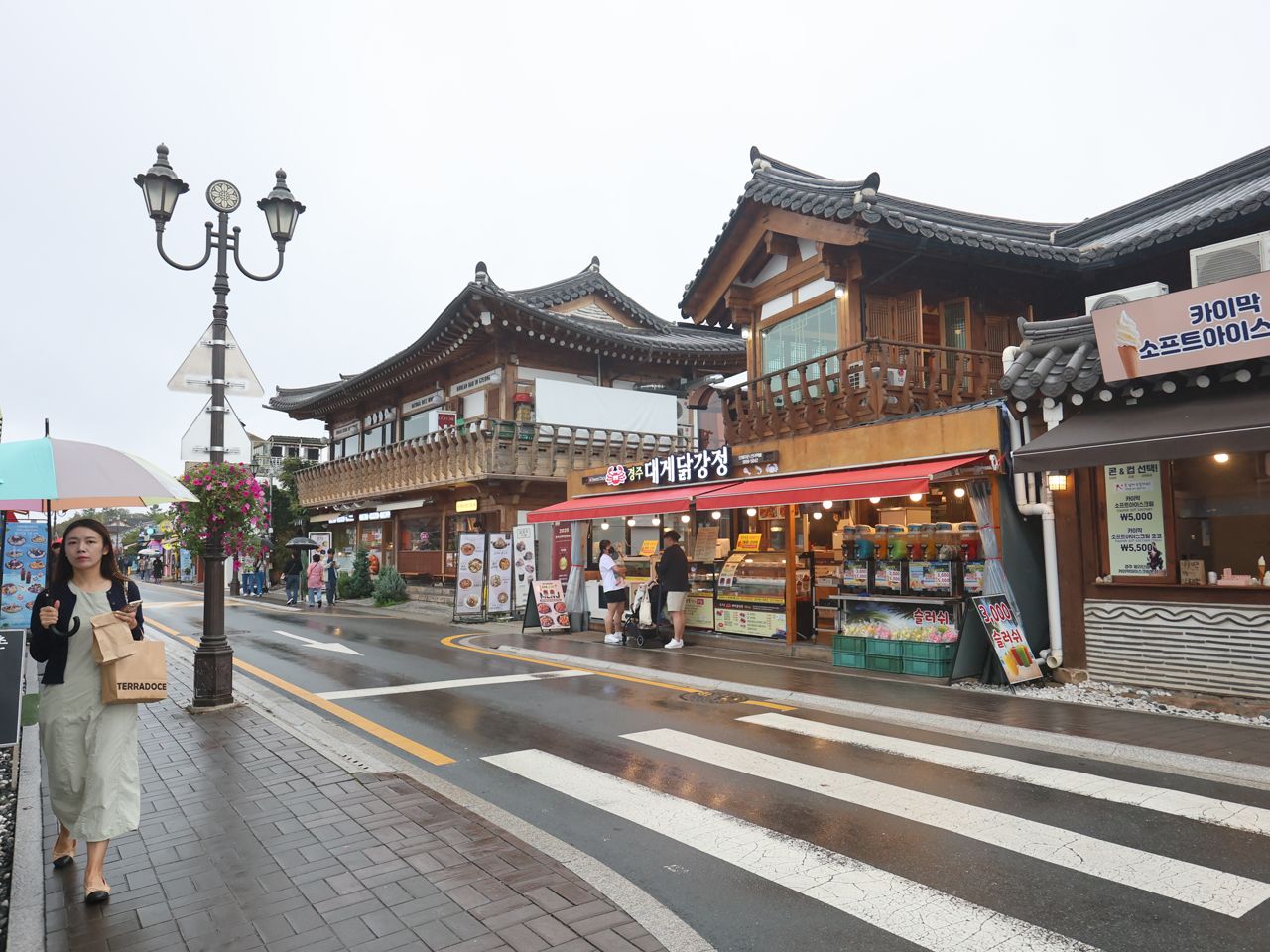 慶州中心部(歴史遺跡地区)(キョンジュチュンシムブ(ヨッサユジョッチグ