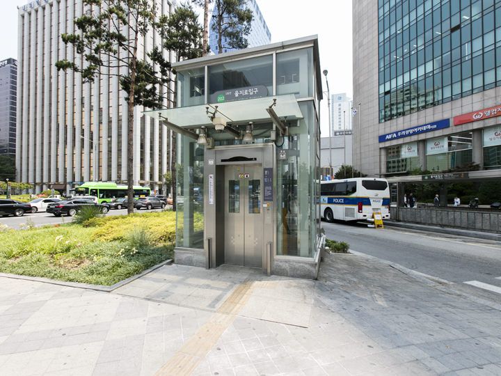 事前にエレベーター位置を調べてスムーズに移動