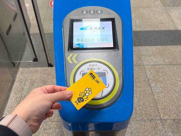 乗り換え時もカードをかざして