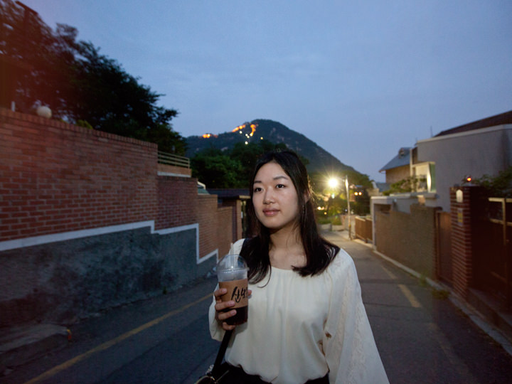 「サンモトゥンイ」を出て車に戻るまでの道もロマンチック♪