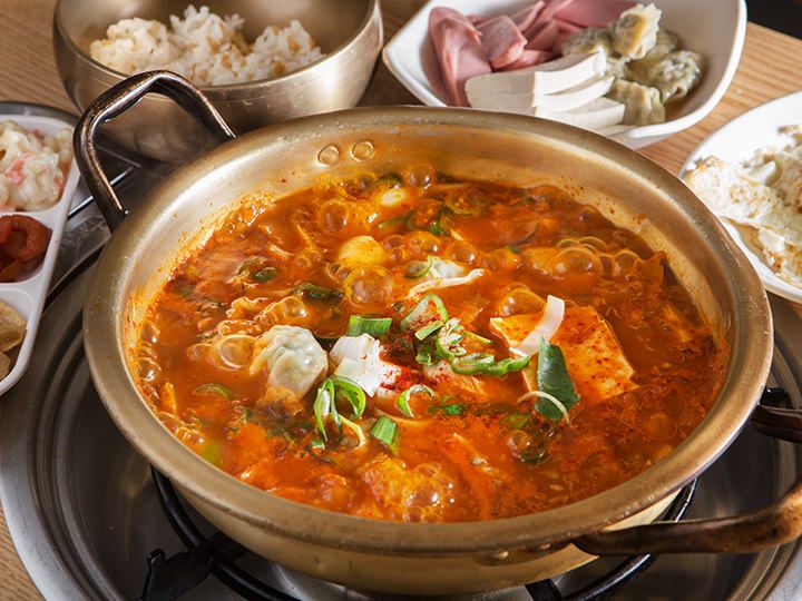 キムチを使ったおすすめ韓国料理 グルメテーマ特集 韓国旅行 コネスト キムチを使ったおすすめ韓国料理 グルメテーマ特集 韓国旅行 コネスト