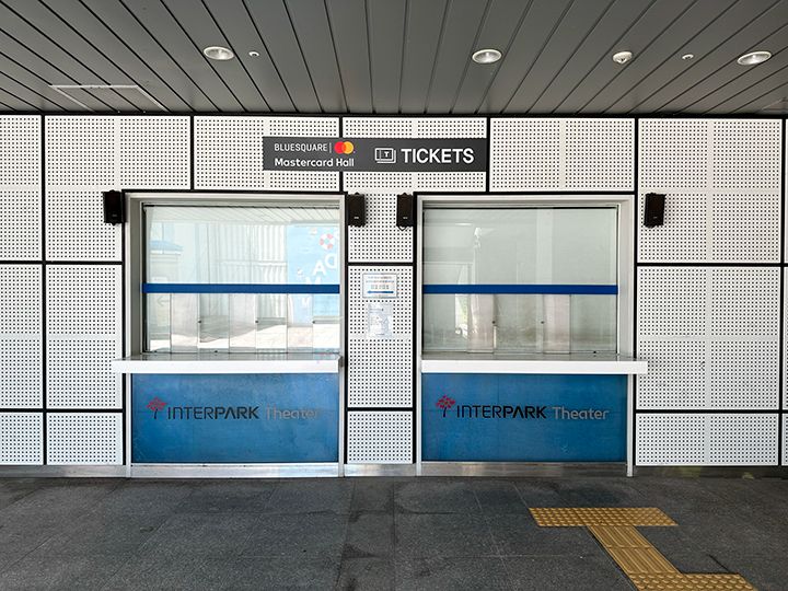 チケットブース