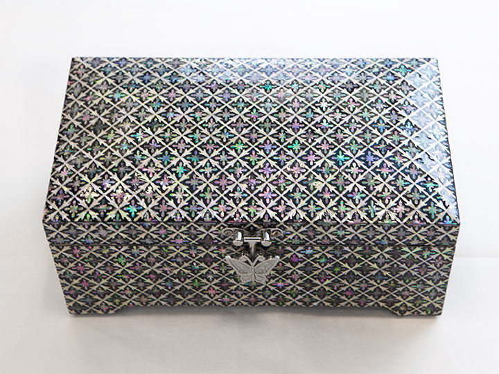 名人 螺鈿工芸｜明洞(ソウル)のショッピング店｜韓国旅行「コネスト」