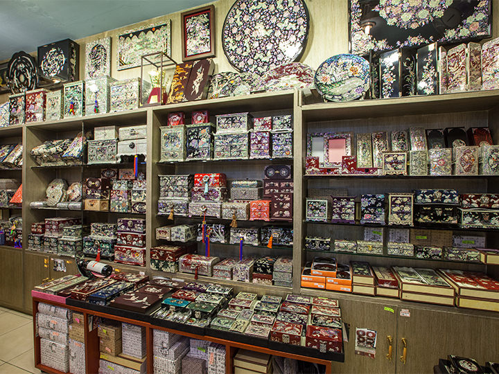 名人 螺鈿工芸｜明洞(ソウル)のショッピング店｜韓国旅行「コネスト」