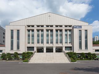 様々なイベントが開催される「延世大学校 大講堂」