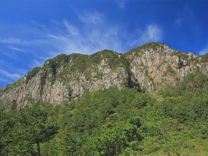 山房山 西帰浦 済州島 の観光スポット 韓国旅行 コネスト