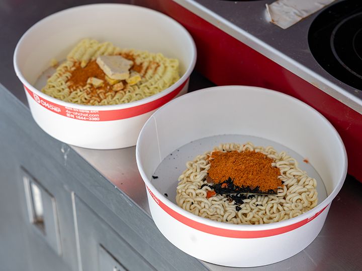 1.火薬を全部、いれます