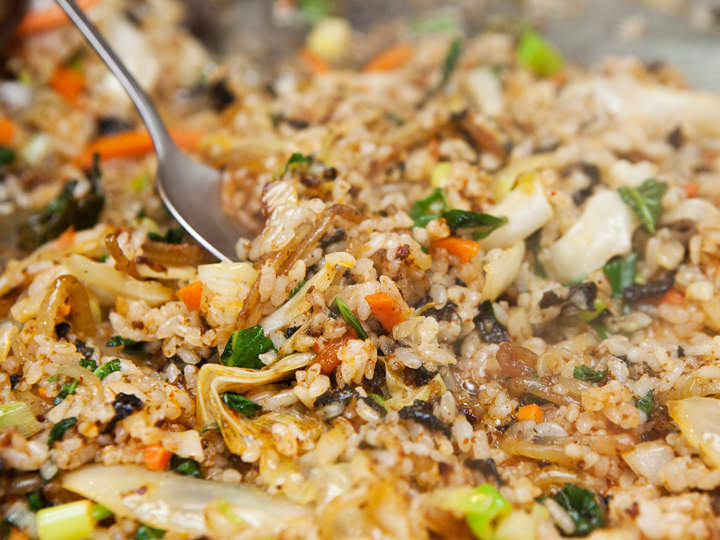 シメに焼き飯(ポックンパッ)を注文しても