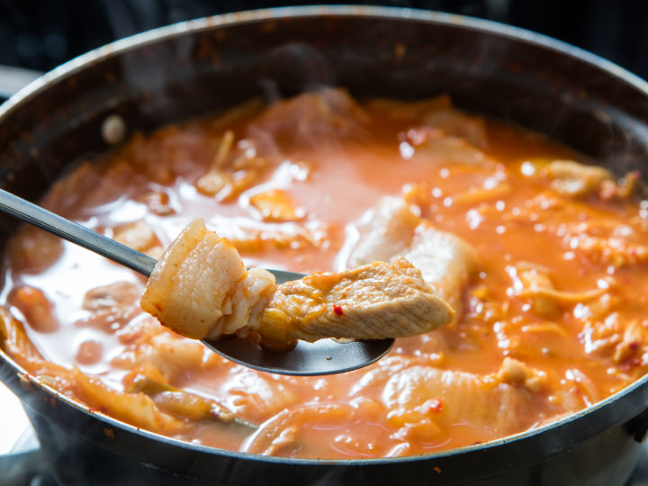 ゴロッと大きい豚肉がジューシーで柔らかい