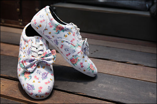 ガーリースタイルに合わせて
GEEK SHOP