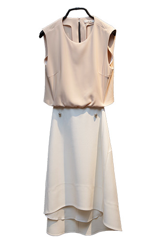 SYSTEM
1枚で決まるロングワンピース