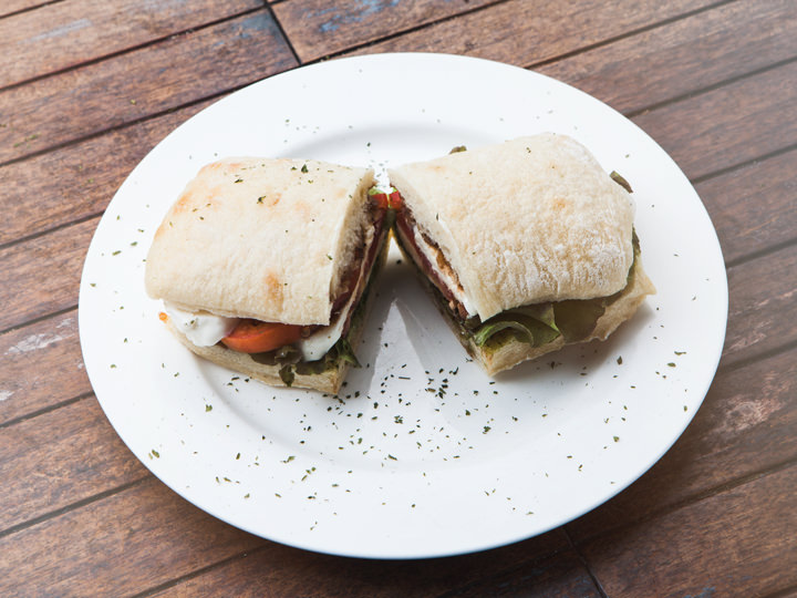 SANDWICH TOMATO-MOZZARELLA