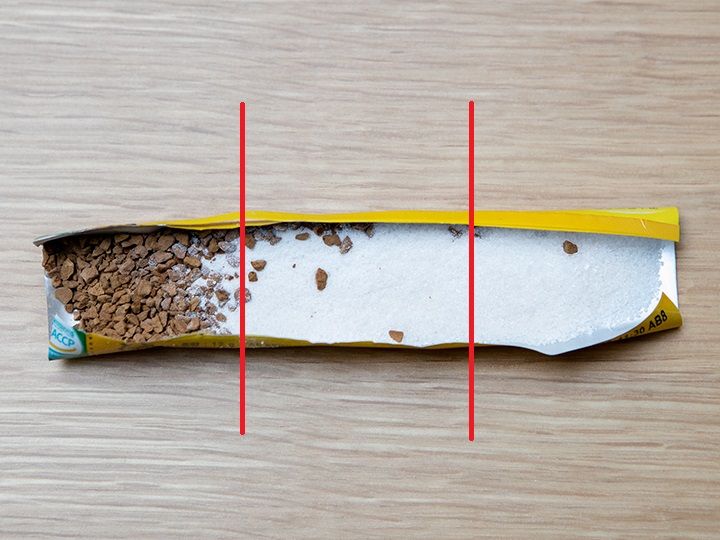 左から「コーヒー」「粉末ミルク」「砂糖」という構成