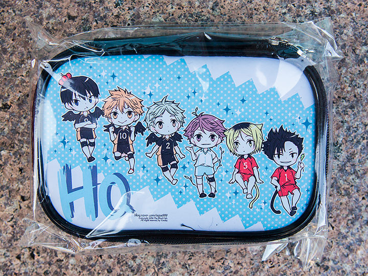 日本のスポーツ漫画「ハイキュー!!」のキャラクターポーチ