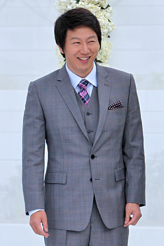 人気俳優のキム・スロは
大学路演劇の製作者でもある