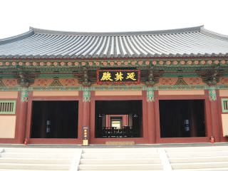 百済の王宮「泗沘宮(サビグン)」は中宮殿、東宮殿、西宮殿など14棟で形成されています