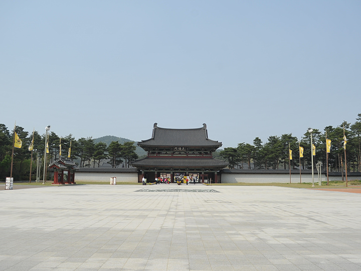 入口「正陽門(チョンヤンムン)」